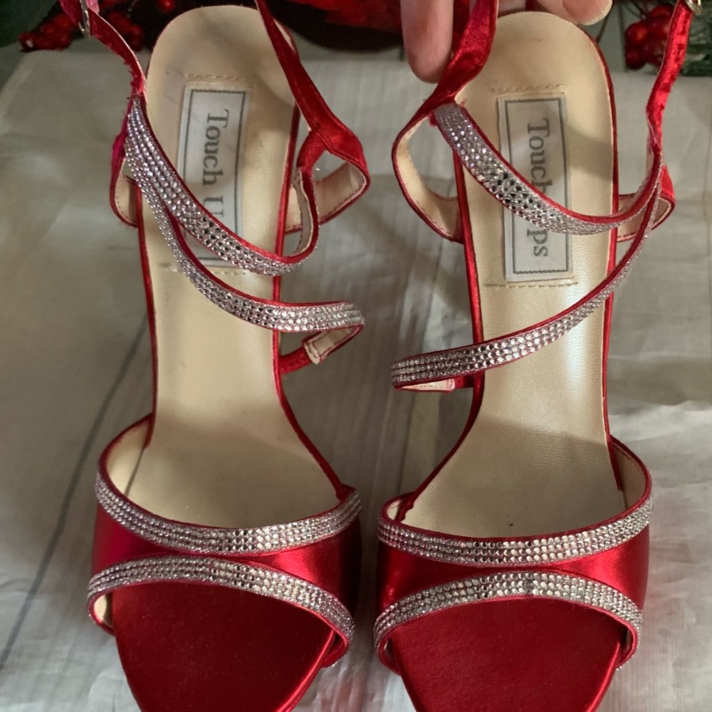 Touch ups heels